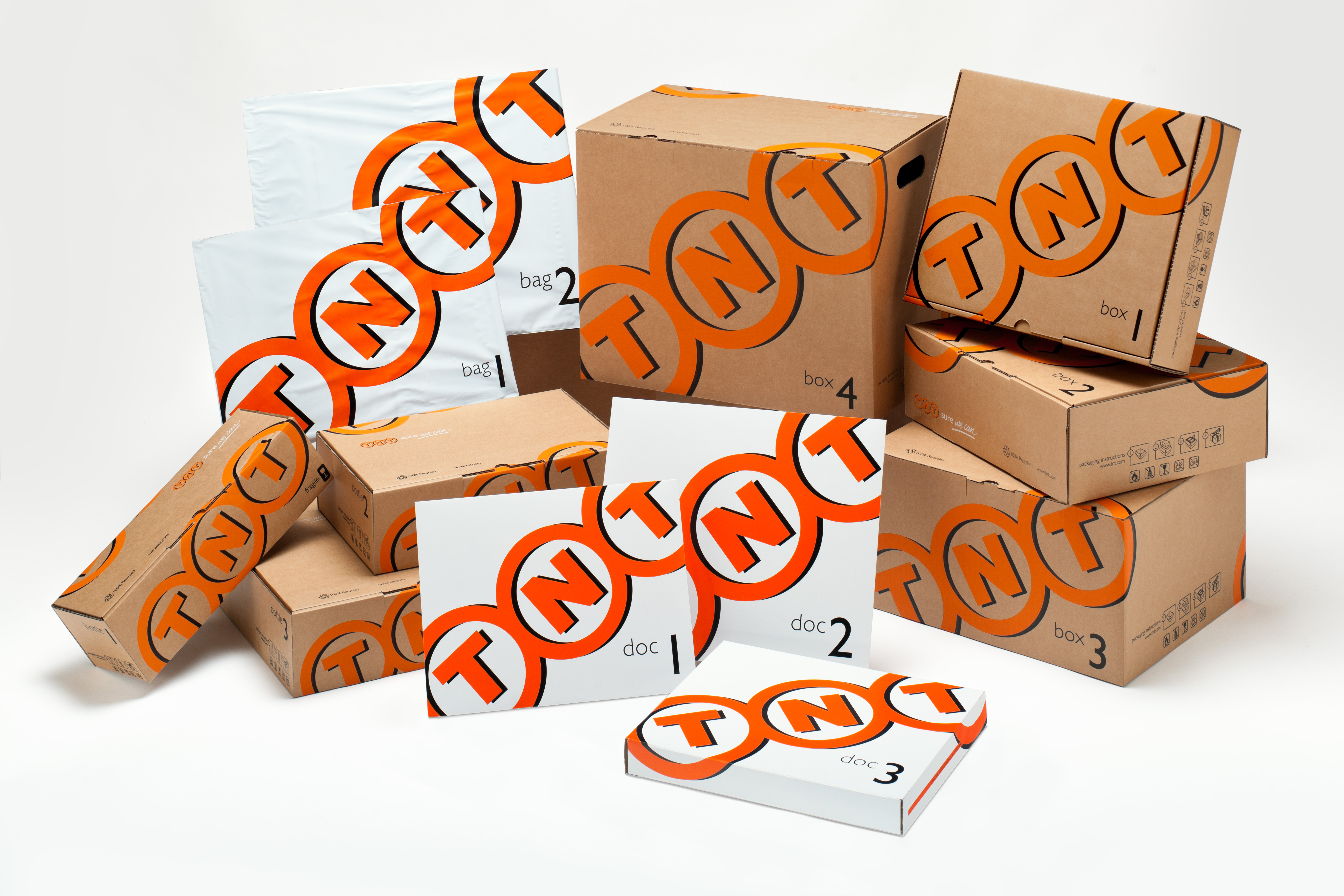 TNT Express introduces bright new packaging | Traders by Nature
